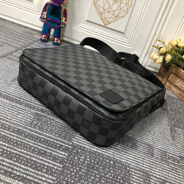 ルイヴィトンバッグ内部構造